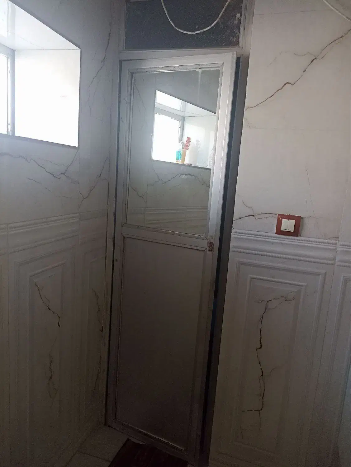 درب آلومینیومی حمام|مصالح و تجهیزات ساختمان|اردبیل, |دیوار