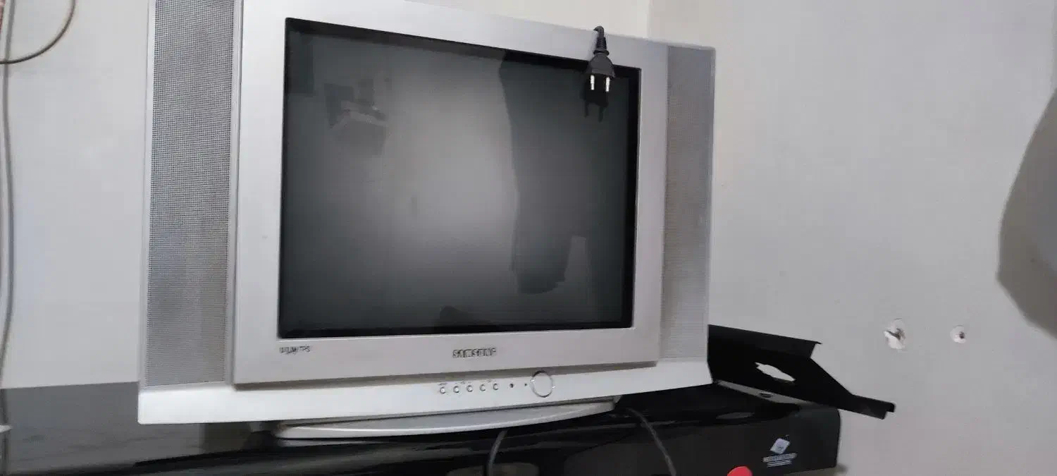 تلویزیون سامسونگ با دستگاه دیجیتال|تلویزیون و پروژکتور|کرمانشاه, |دیوار