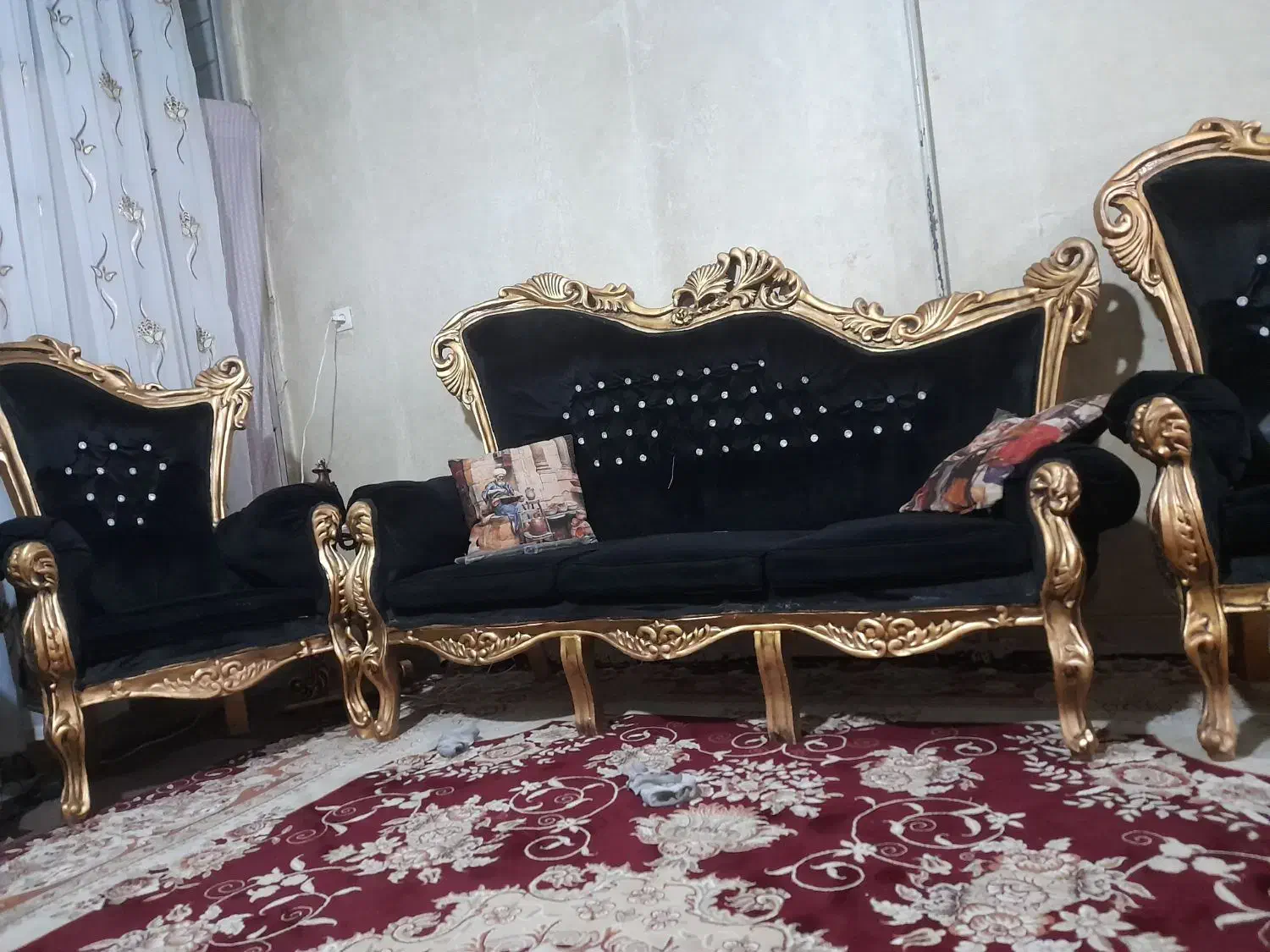 مبل سلطنتی|مبلمان خانگی و میز عسلی|اصفهان, عطار نیشابوری|دیوار