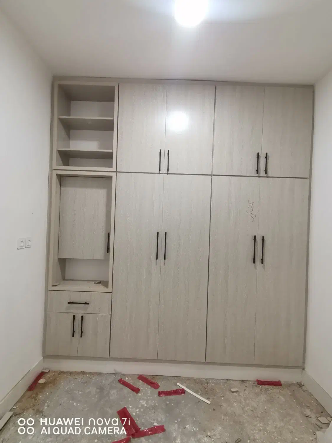 ساخت انواع کمد دیواری و کابینت|جاکفشی، کمد، دراور|برازجان, |دیوار