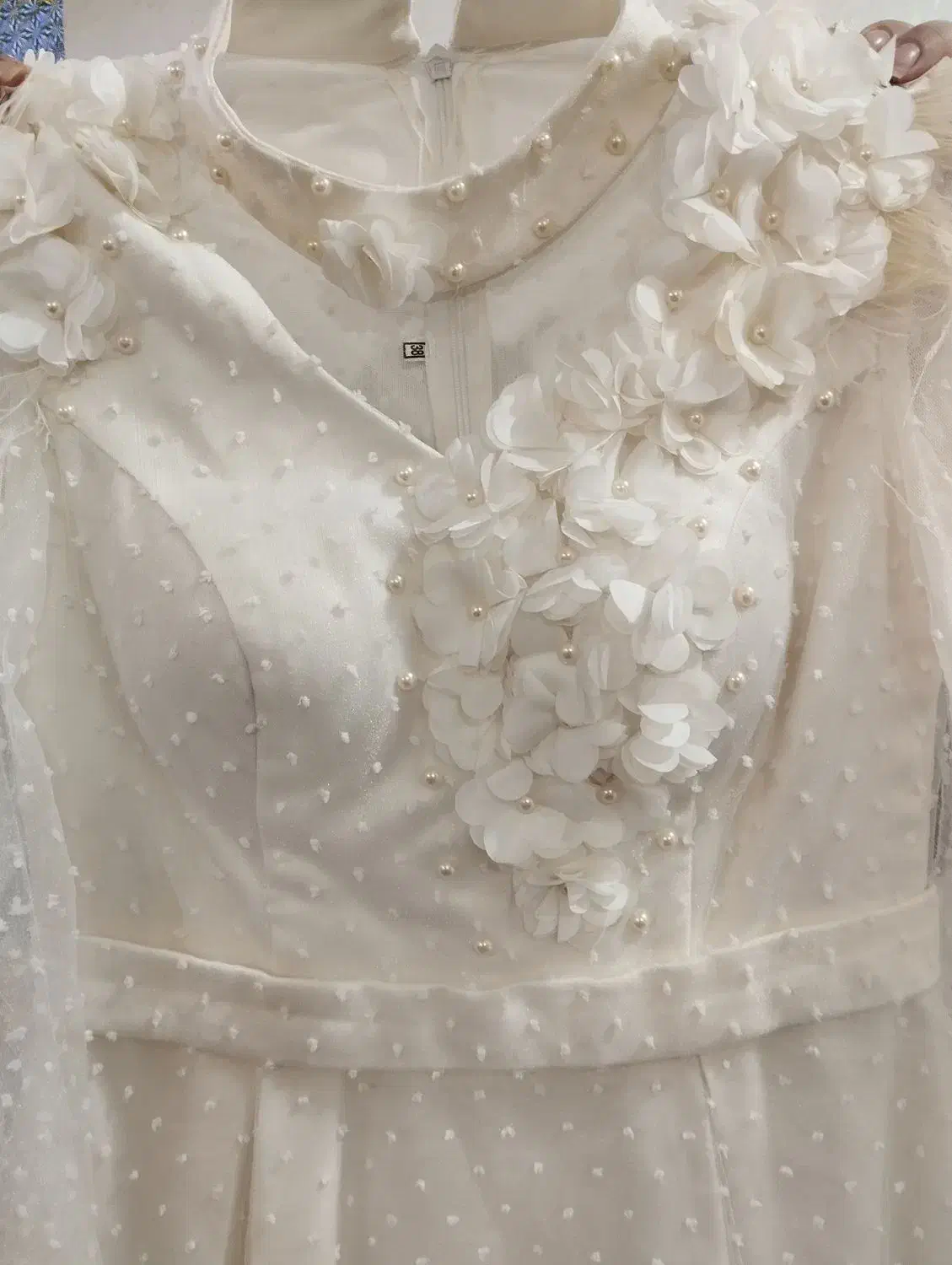 لباس مجلسی زنانه سفید رنگ|لباس|کارون, |دیوار