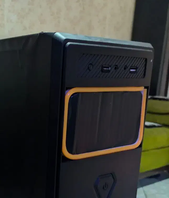 پردازنده اینتل رم 4(+8) DDR3 گرافیک DDR3 گیمینگps3|رایانه رومیزی|مشهد, شهید فرامرز عباسی|دیوار