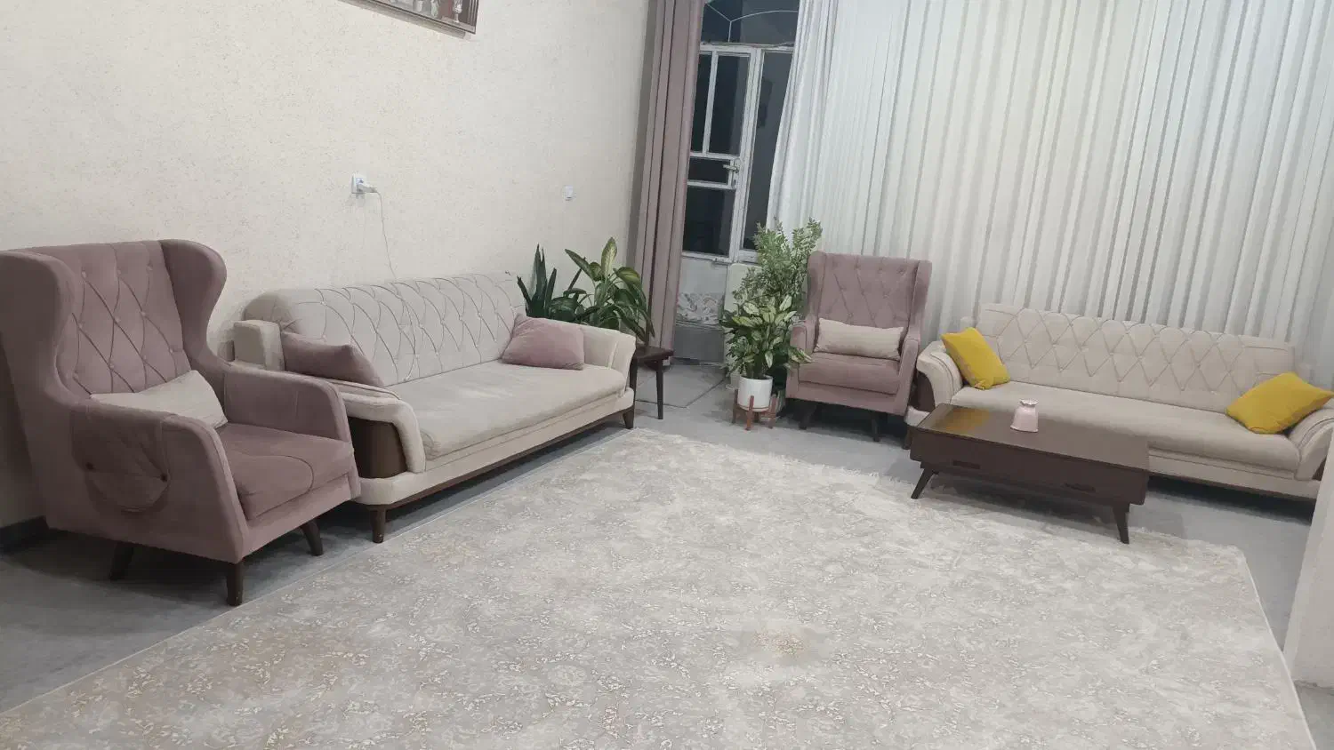 مبل هشت نفره|مبلمان خانگی و میز عسلی|مریوان, |دیوار