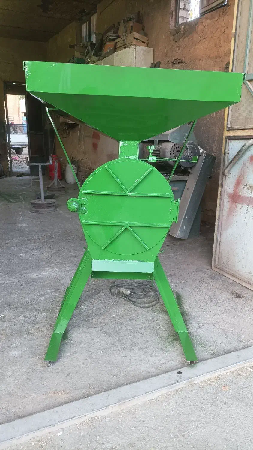 آسیاب|خردکن، آسیاب، غذاساز|داران, |دیوار