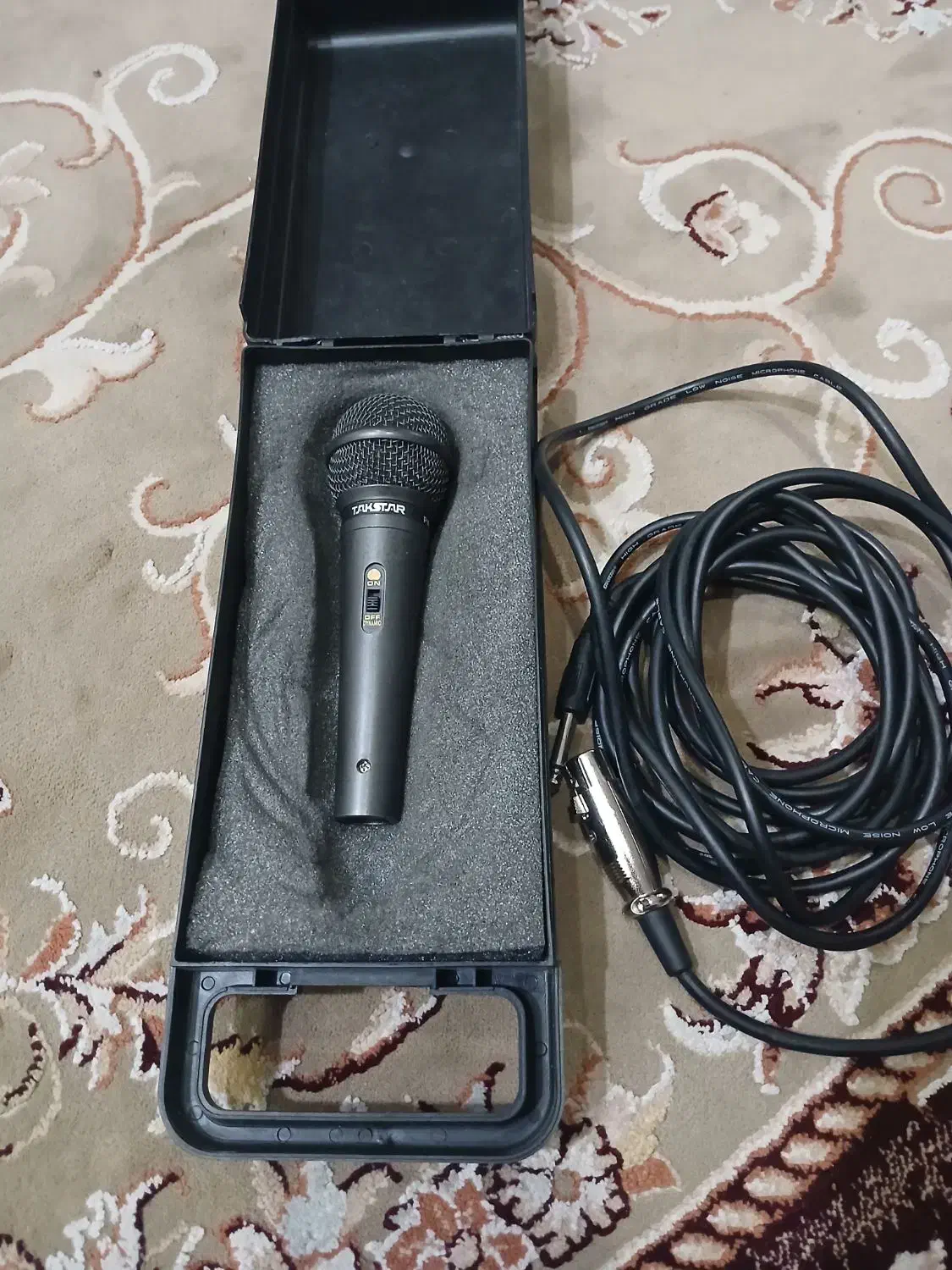 میکروفون|صوتی و تصویری|قم, نیروگاه|دیوار