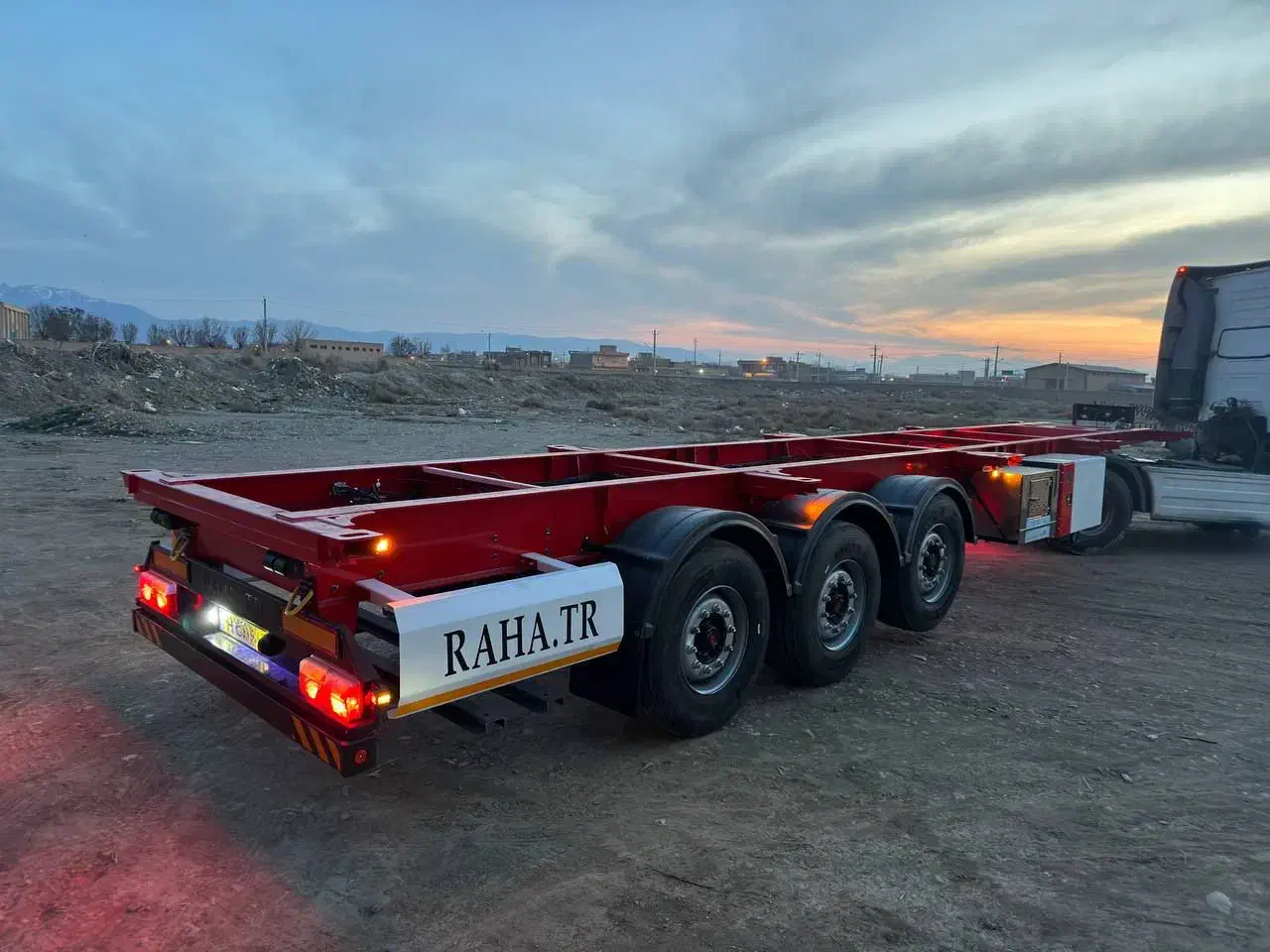 تیغه کانتین بر|قطعات یدکی و لوازم جانبی|مشهد, ادیب نیشابوری (شهرک غرب)|دیوار