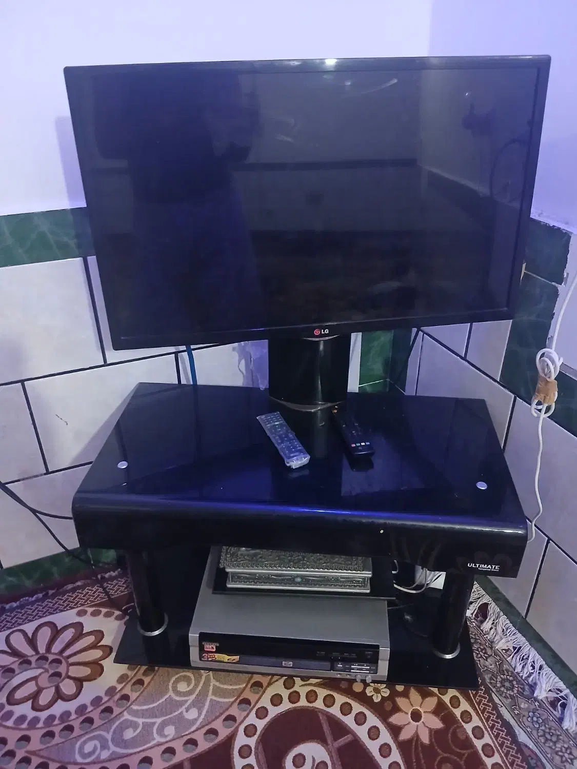 تلوزیون 32اینج|تلویزیون و پروژکتور|اندیمشک, |دیوار