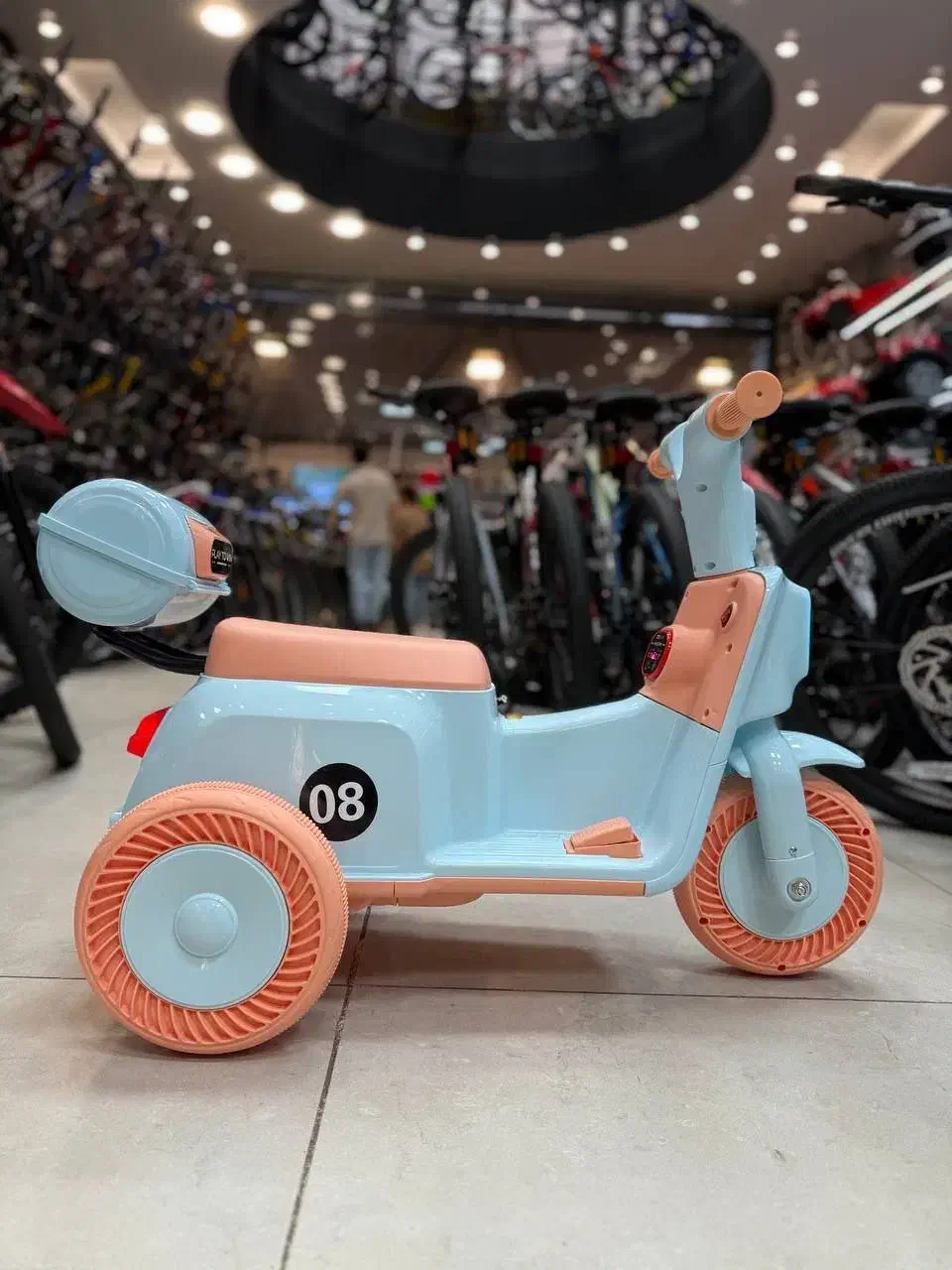 موتور شارژی ۳ چرخ باکس دار کد 3072 آکسون اقساطی|اسباب‌‌بازی|رشت, دیلمان|دیوار