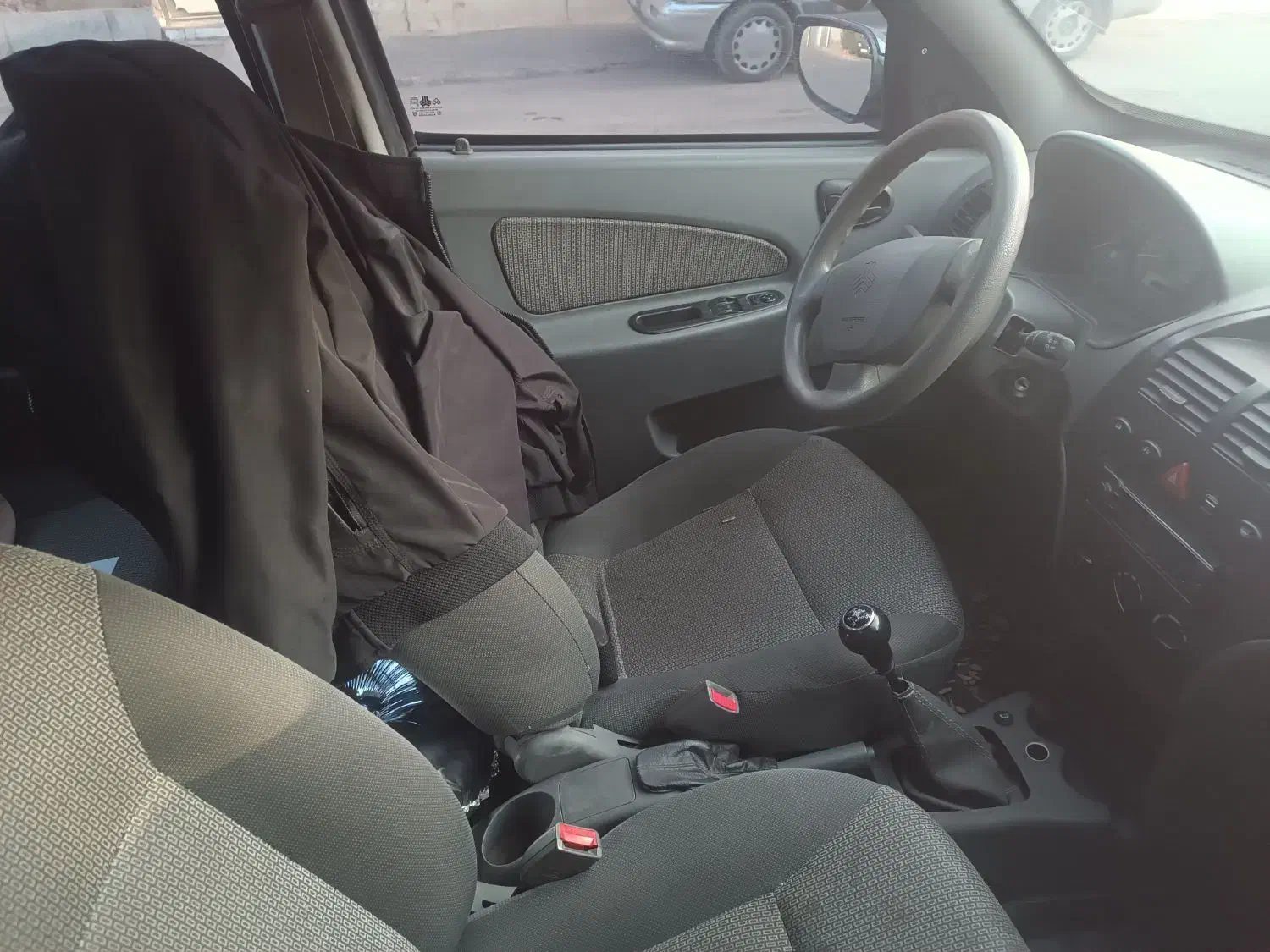 تیبا صندوق دار97دوگانه کارخانه|خودرو سواری و وانت|کرمان, |دیوار