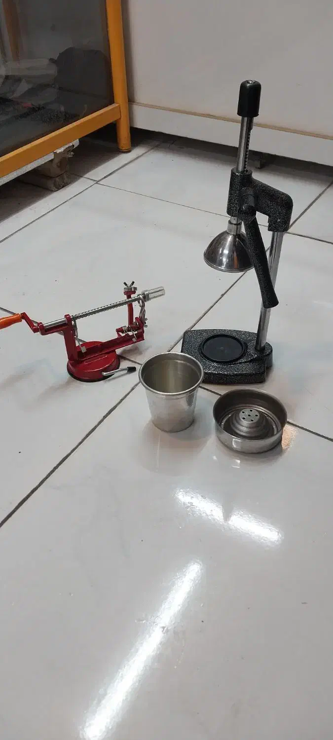 پوست کن چرخشی فدیمی|کلکسیون اشیاء عتیقه|مشهد, شهید مطهری|دیوار