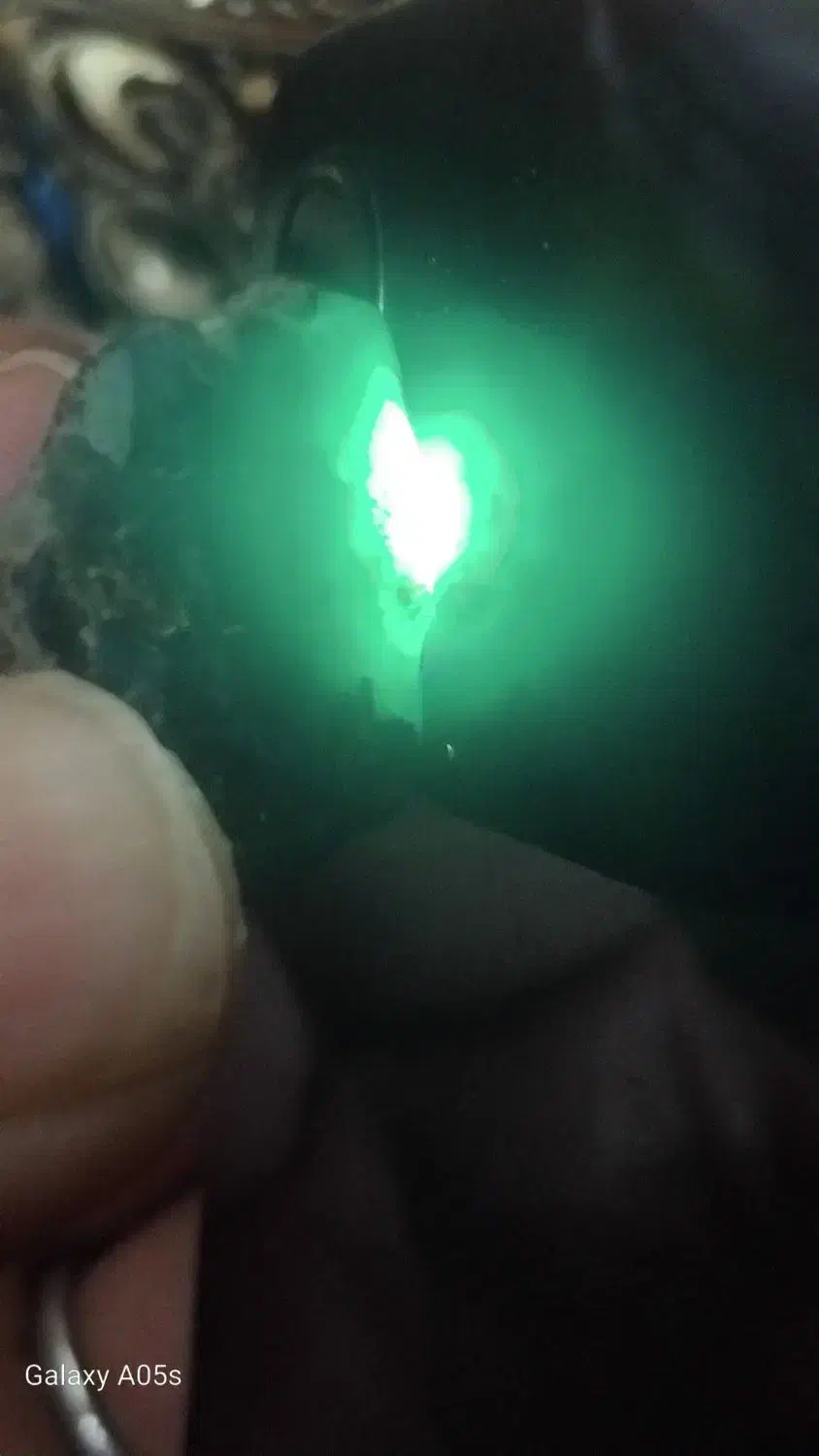 سنگ زمرد|جواهرات|تهران, قصر فیروزه ۲|دیوار