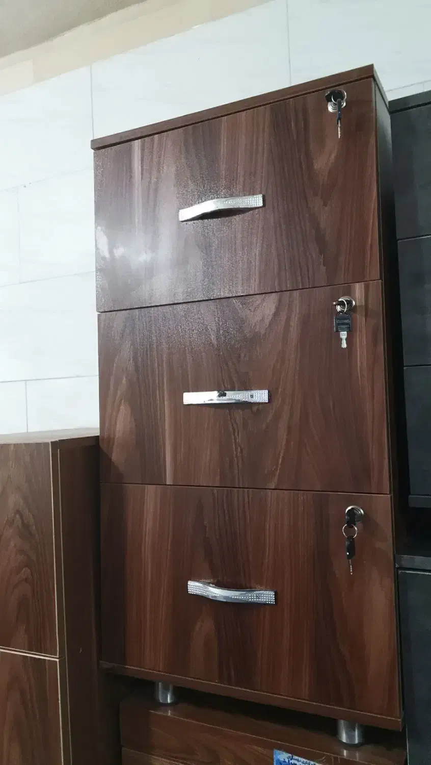 فایل ال زیر میزی|دفتر کار|یزد, |دیوار