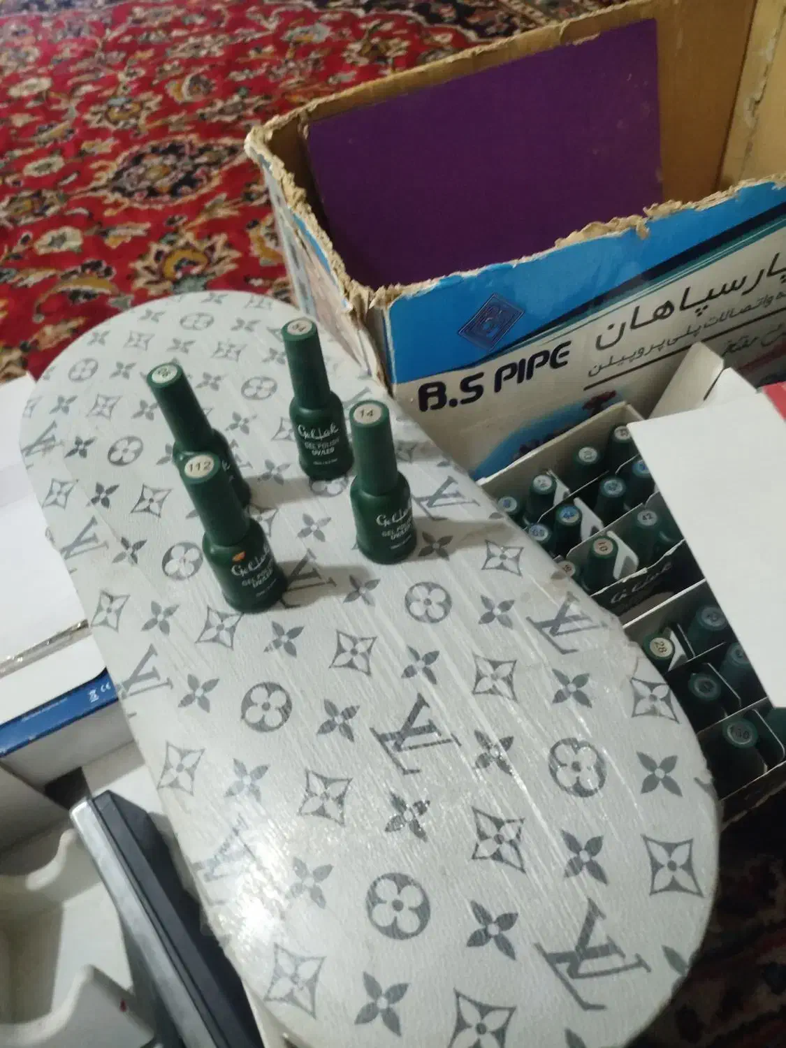 وسایل کاشت ناخن|آرایشی، بهداشتی، درمانی|کرمان, |دیوار