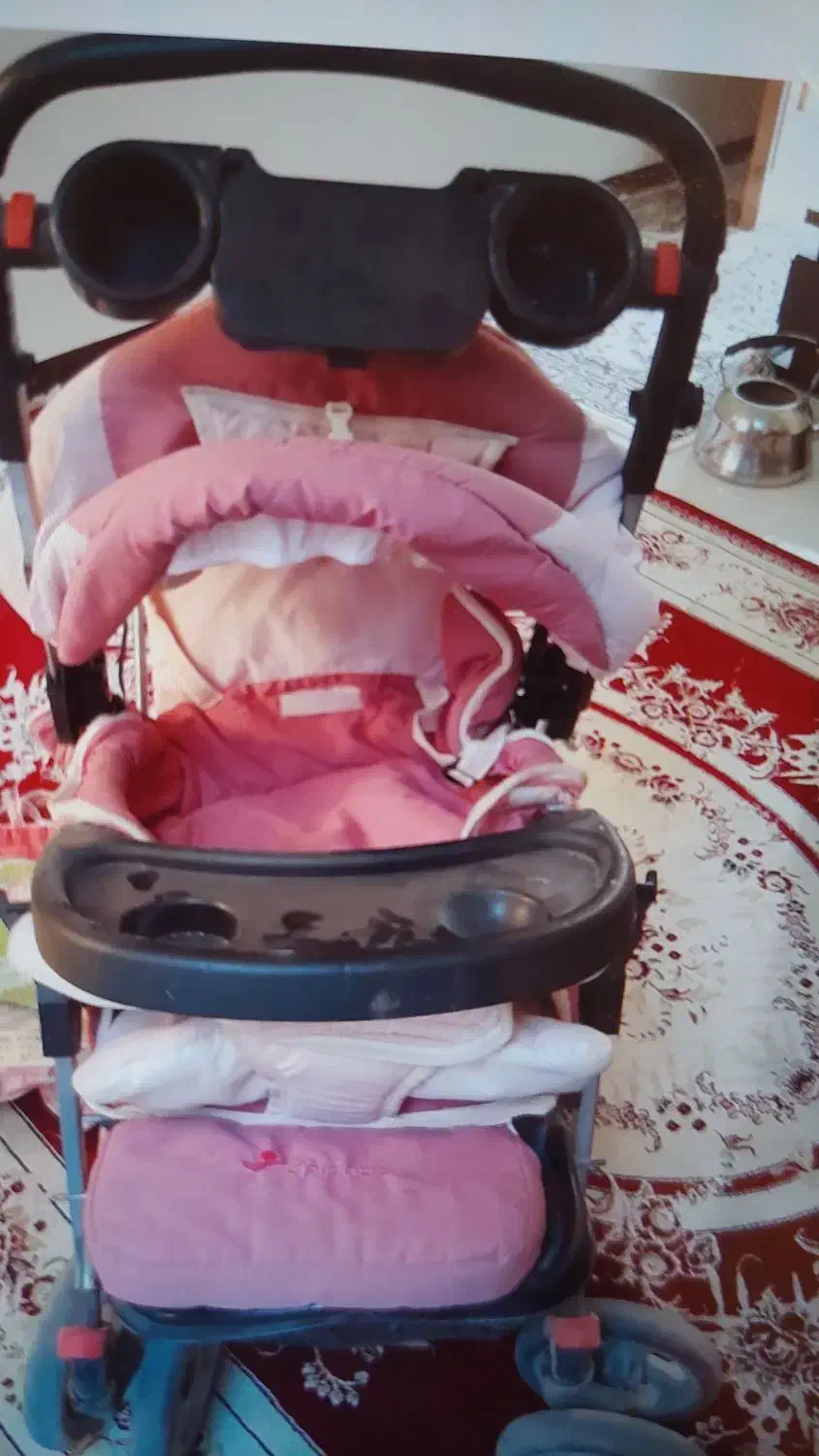 گهواره وتاب وکالسکه وکریر|اسباب و اثاث بچه|شیراز, فرگاز|دیوار