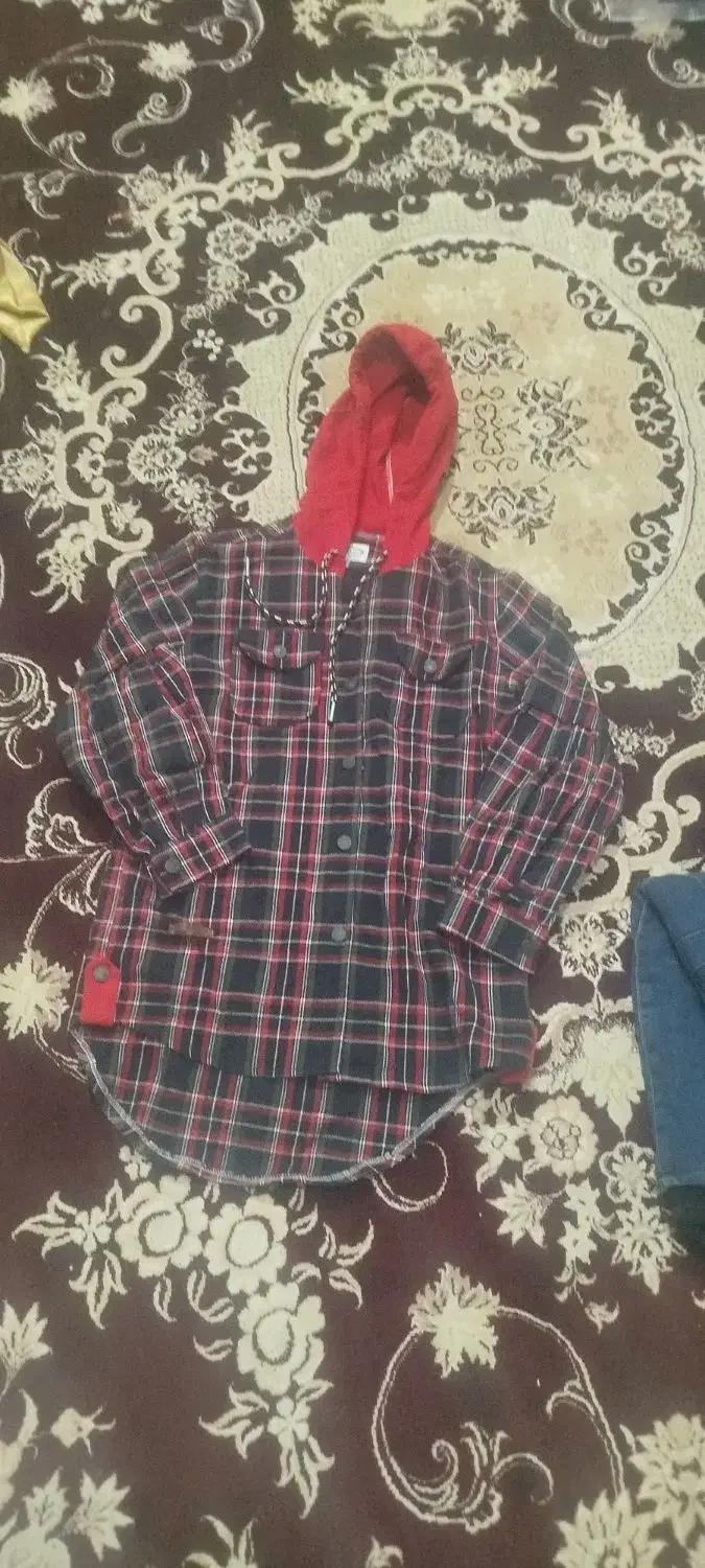 لباس زنانه|لباس|شاهین‌شهر, گزبرخوار|دیوار