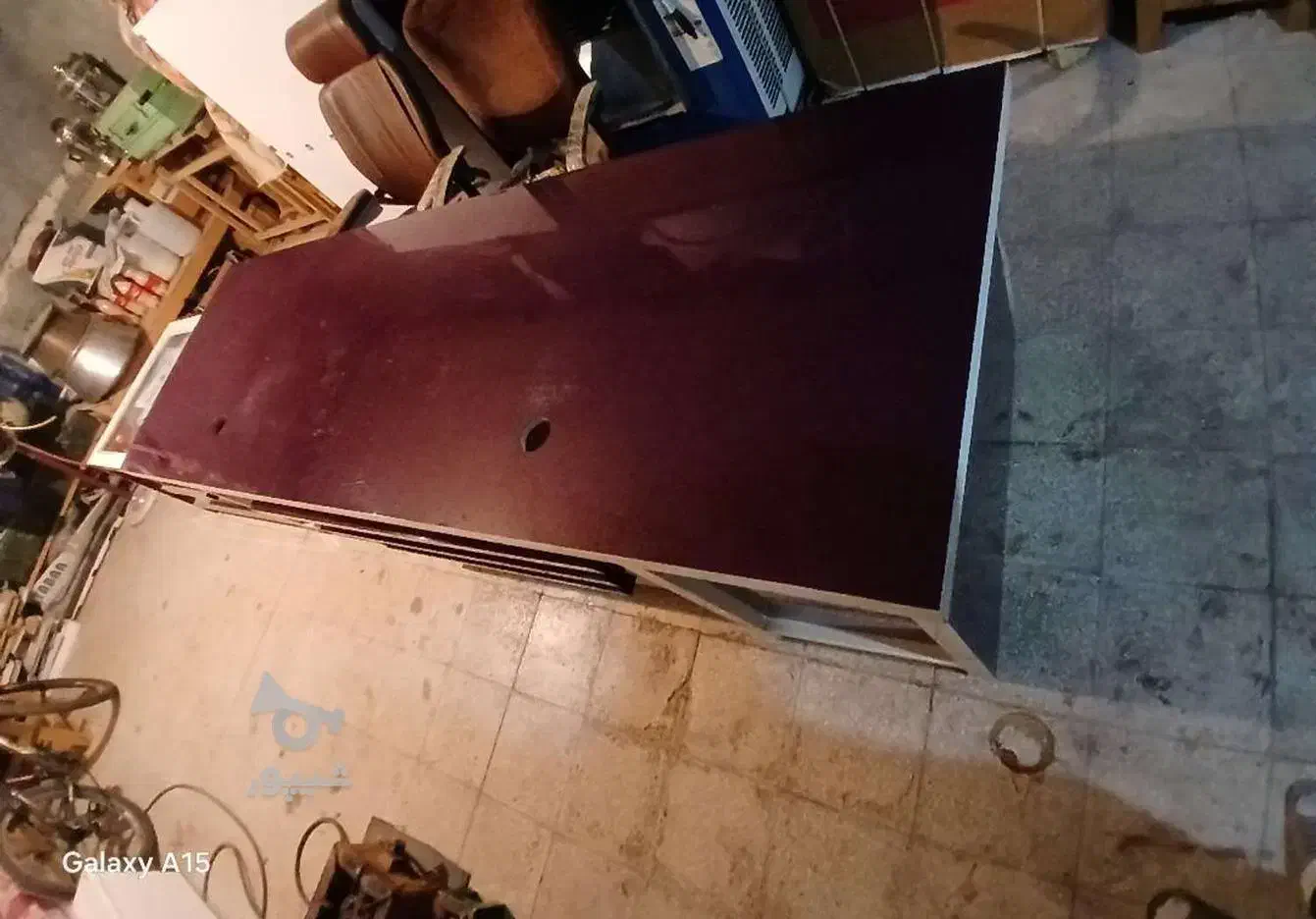 فروش فوری میز MDF براق، در حد نو|میز تحریر و کامپیوتر|سرخه, |دیوار