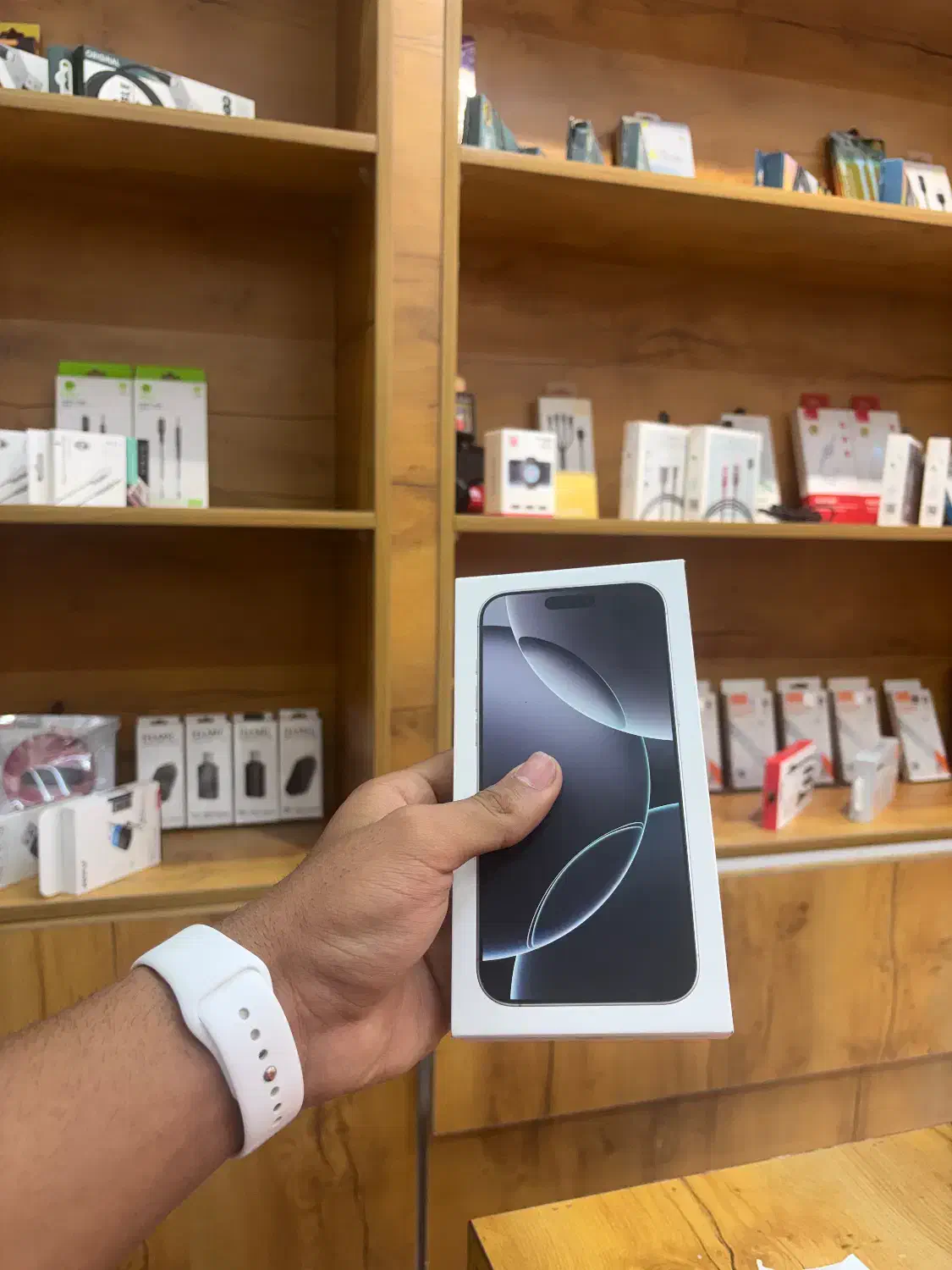 16promax not|موبایل|بندرعباس, |دیوار