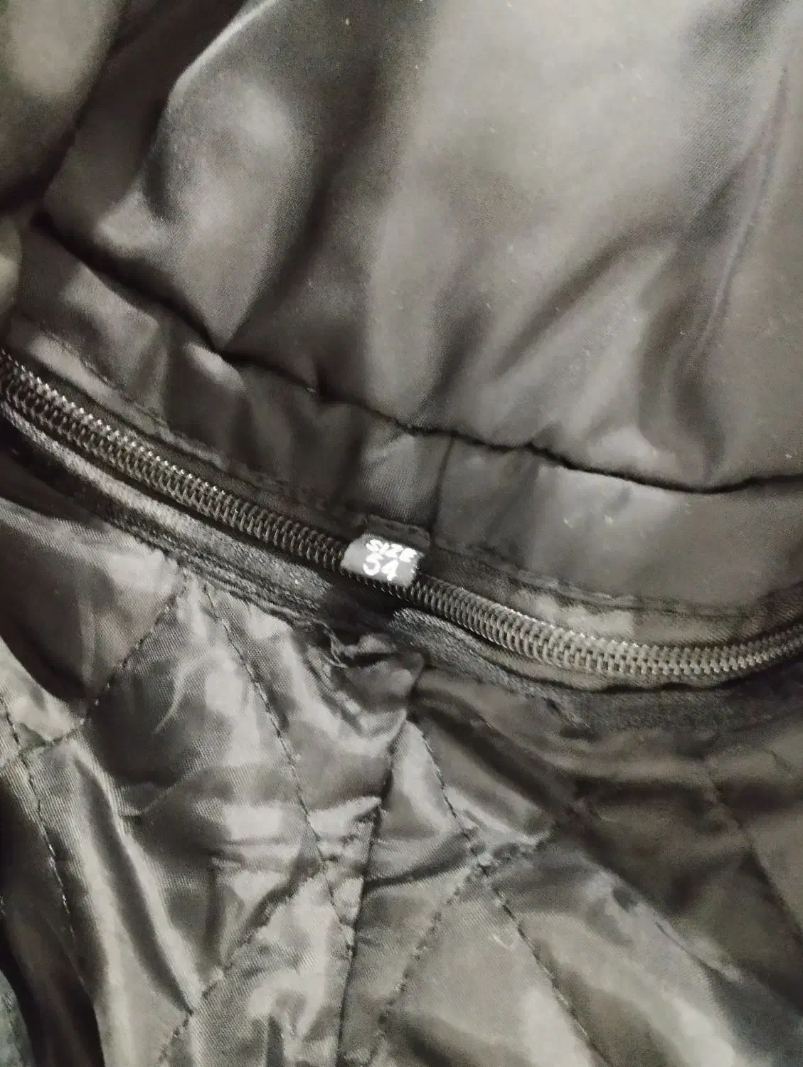 کاپشن نگهبانی و جلیقه پلنگی|لباس|قشم, |دیوار