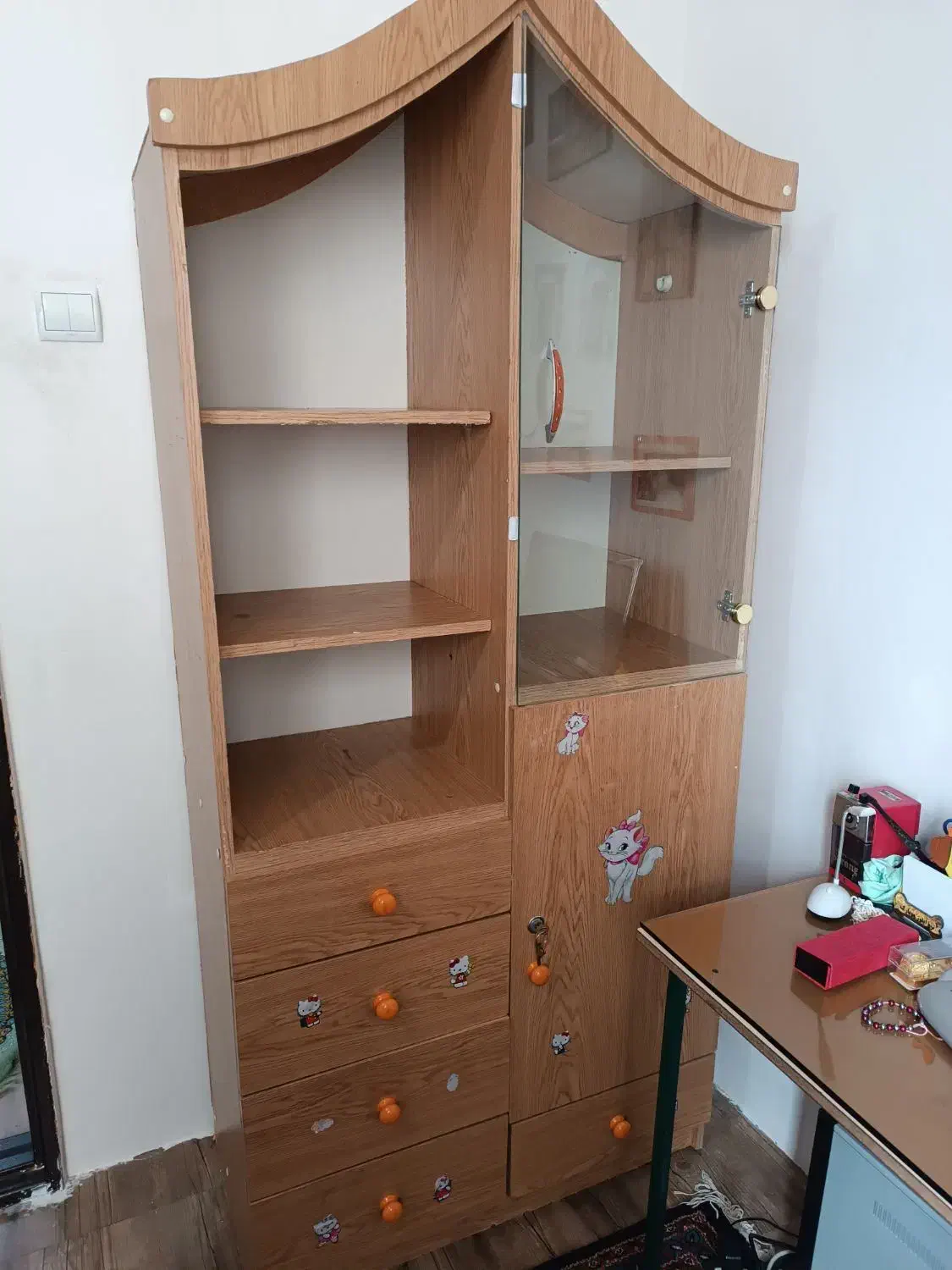 کمد و کتابخانه تاج دار|کتابخانه، شلف، قفسه‌های دیواری|اردبیل, |دیوار