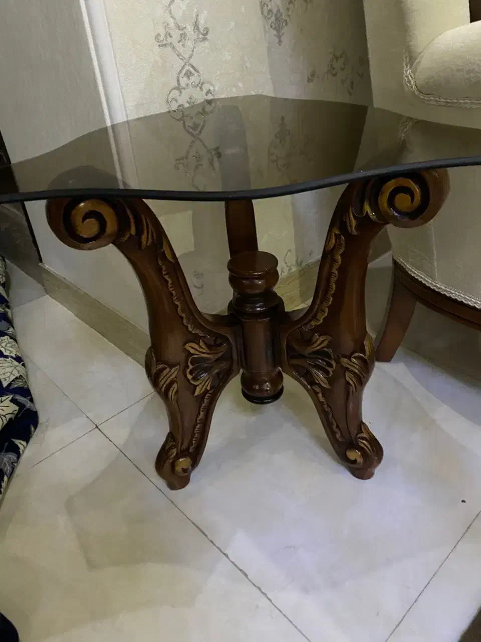 میز|مبلمان خانگی و میز عسلی|قیامدشت - خاورشهر, |دیوار