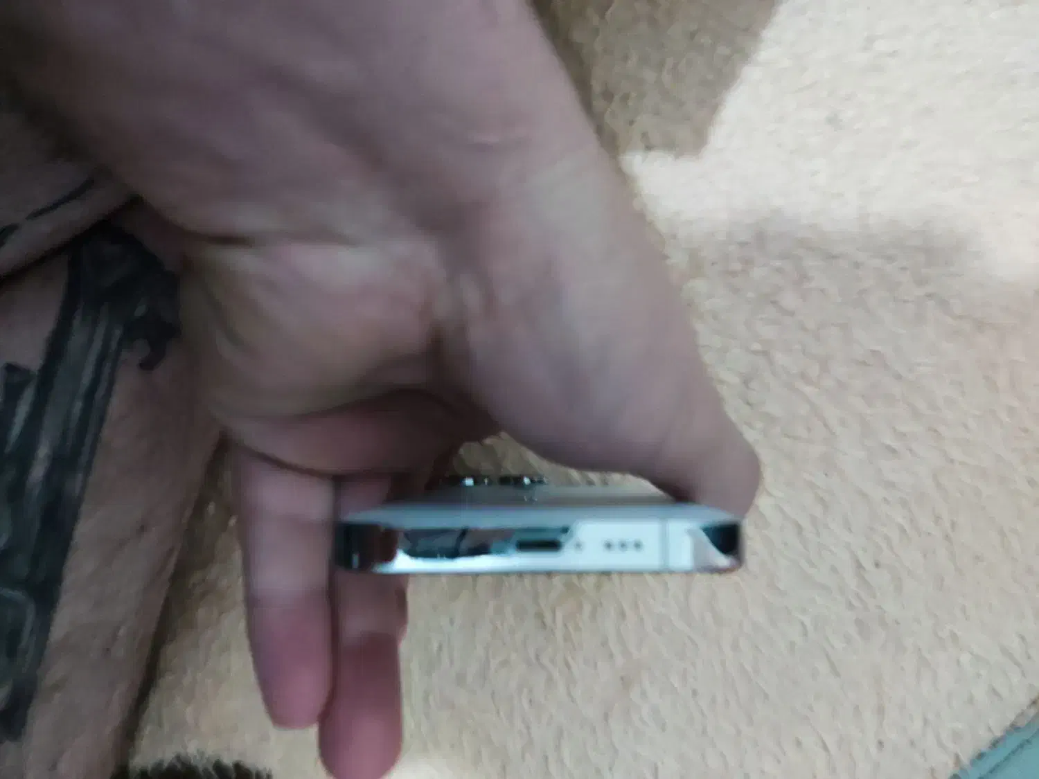 ایفون 14 پرو|موبایل|قم, نیروگاه|دیوار