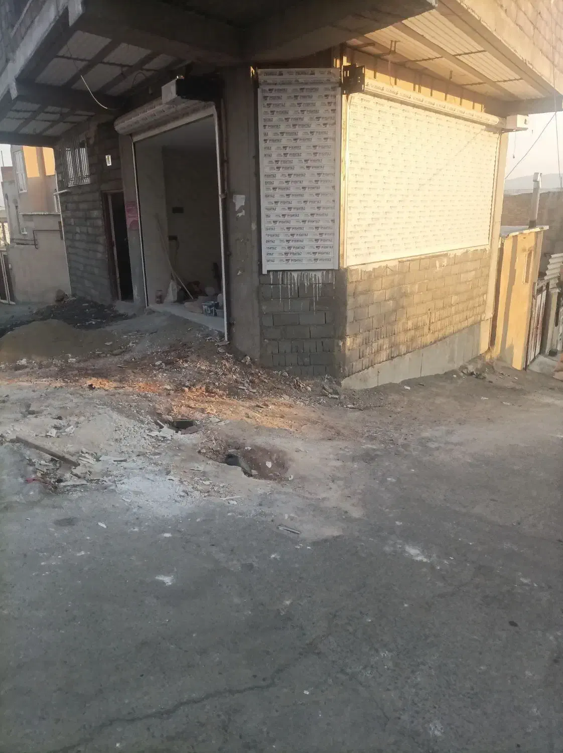 مغازه|اجارهٔ مغازه و غرفه|سقز, |دیوار