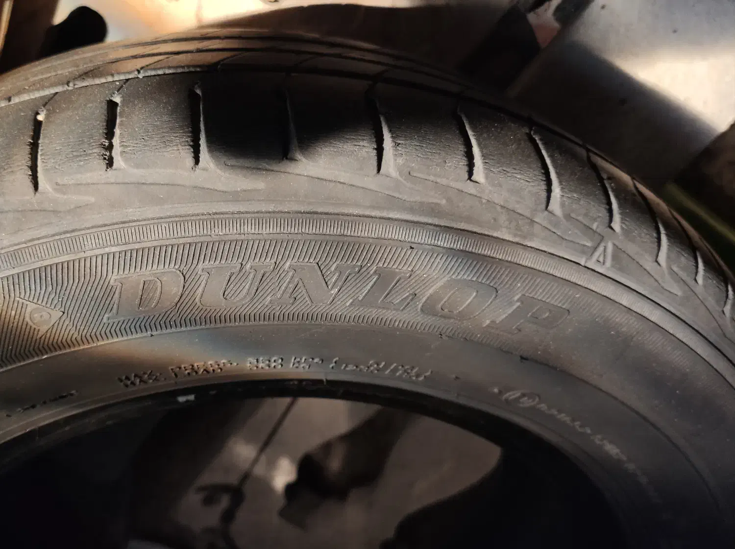 چهار حلقه لاستیک دانلوپ کارکرده205|قطعات یدکی و لوازم جانبی|ایوان, |دیوار