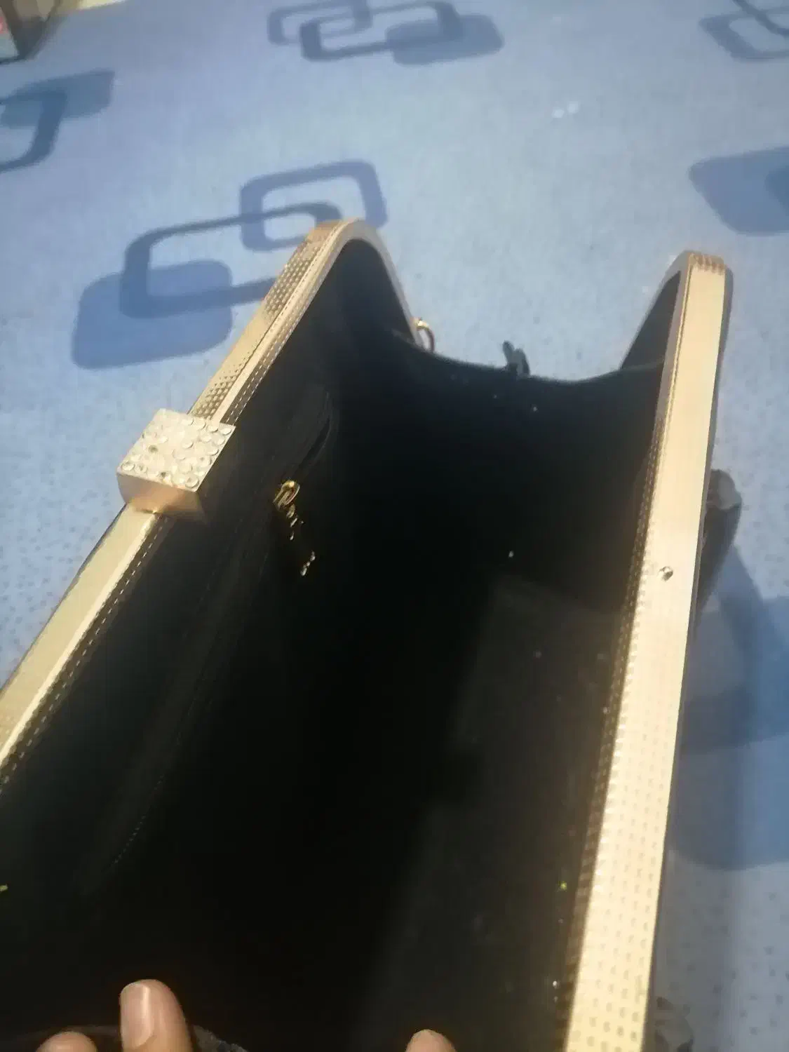 کیف مجلسی|کیف، کفش، کمربند|قم, کلهری|دیوار