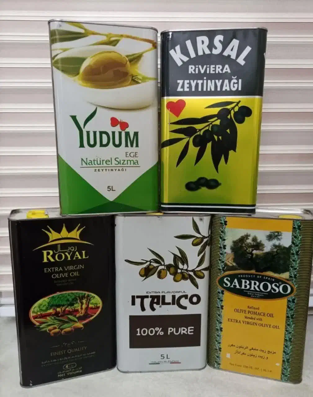 روغن زیتون بی بو ۴لیتری حلب|خوردنی و آشامیدنی|خمینیشهر, |دیوار