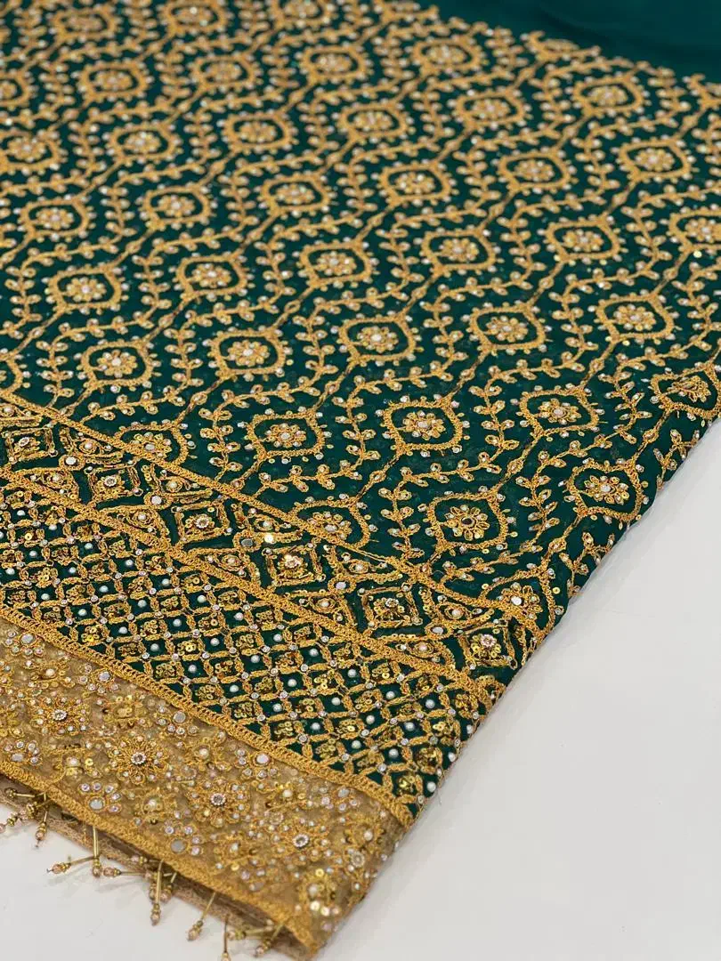 فروش انواع پارچه مجلسی و نخی در پارک دباغیان|لباس|بندرعباس, |دیوار