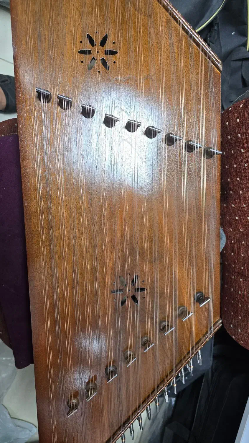 سنتور کارکرده|سازهای سنتی|اصفهان, پروین|دیوار