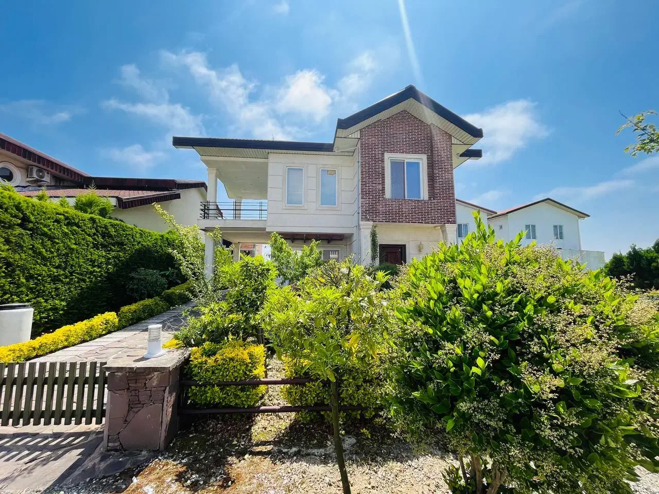 دوبلکس300م/شهرک بااصالت/سندعرصه وعیان/3خواب|فروش خانه و ویلا|سرخرود, |دیوار