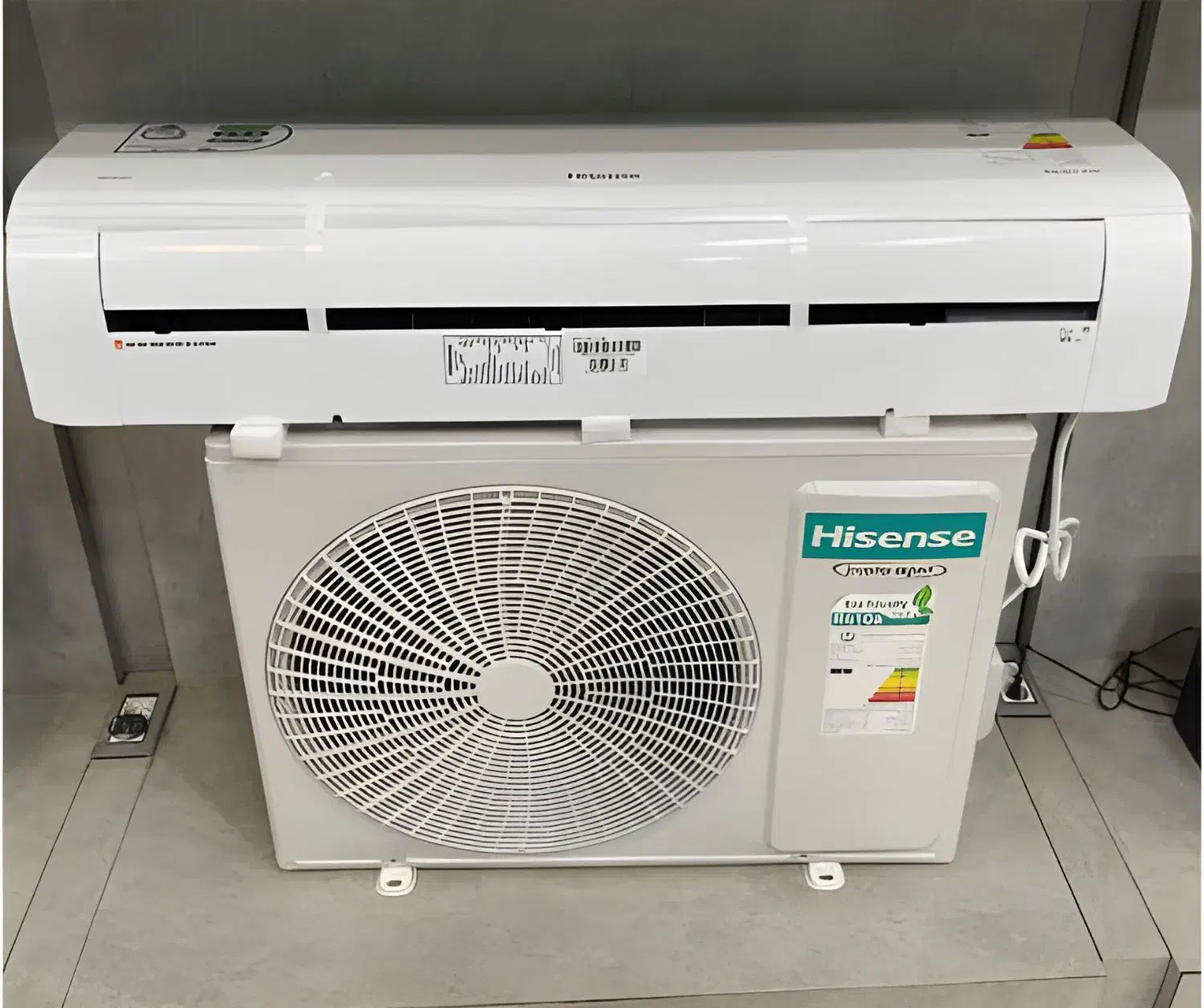 کولر گازی ۲۴ هزار هایسنس معمولی|کولر گازی و فن‌کوئل|مشهد, ولیعصر (شهرک غرب)|دیوار