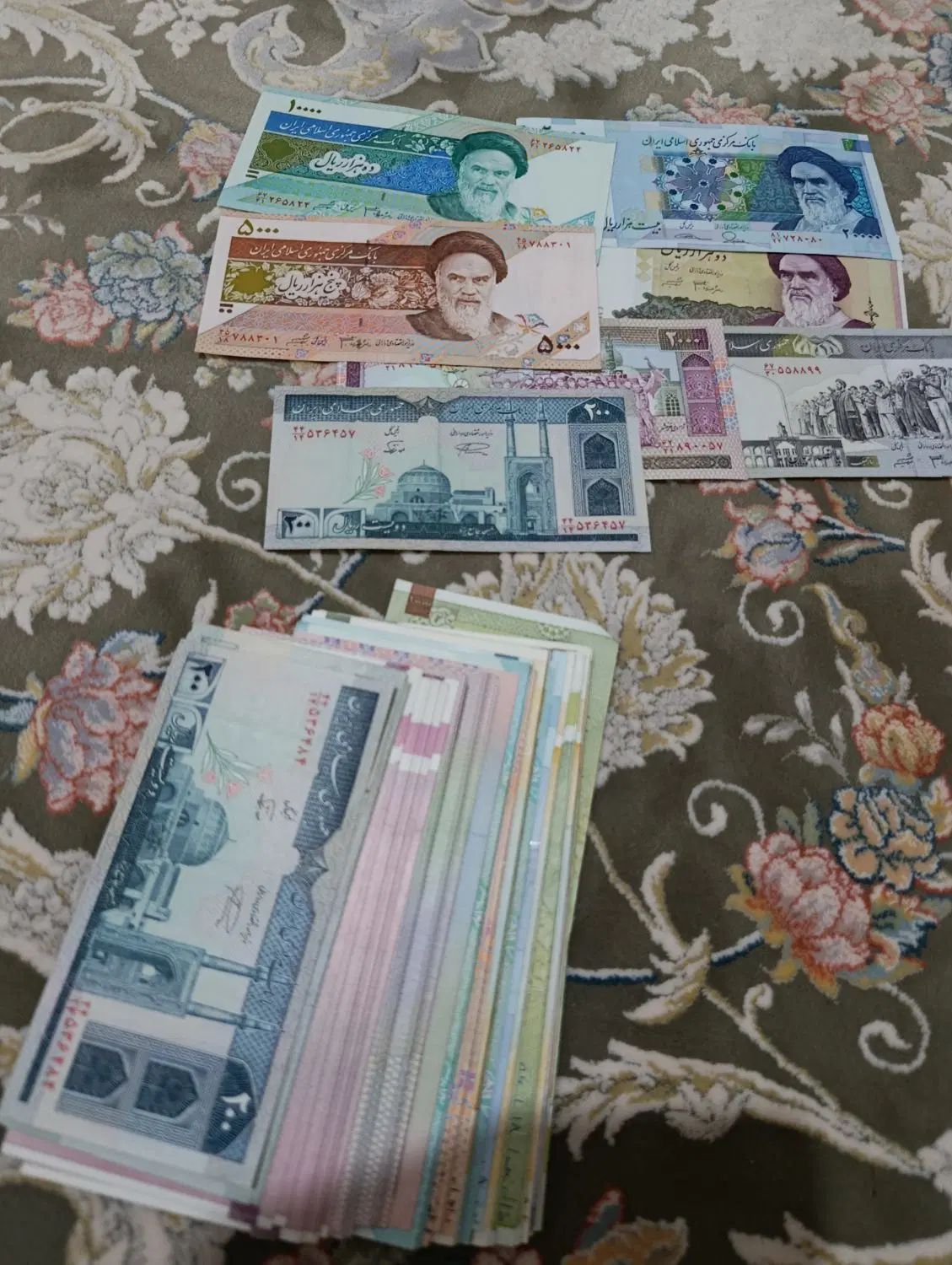 پول خشک|کلکسیون سکه، تمبر، اسکناس|شیراز, شهرک فرزانگان|دیوار