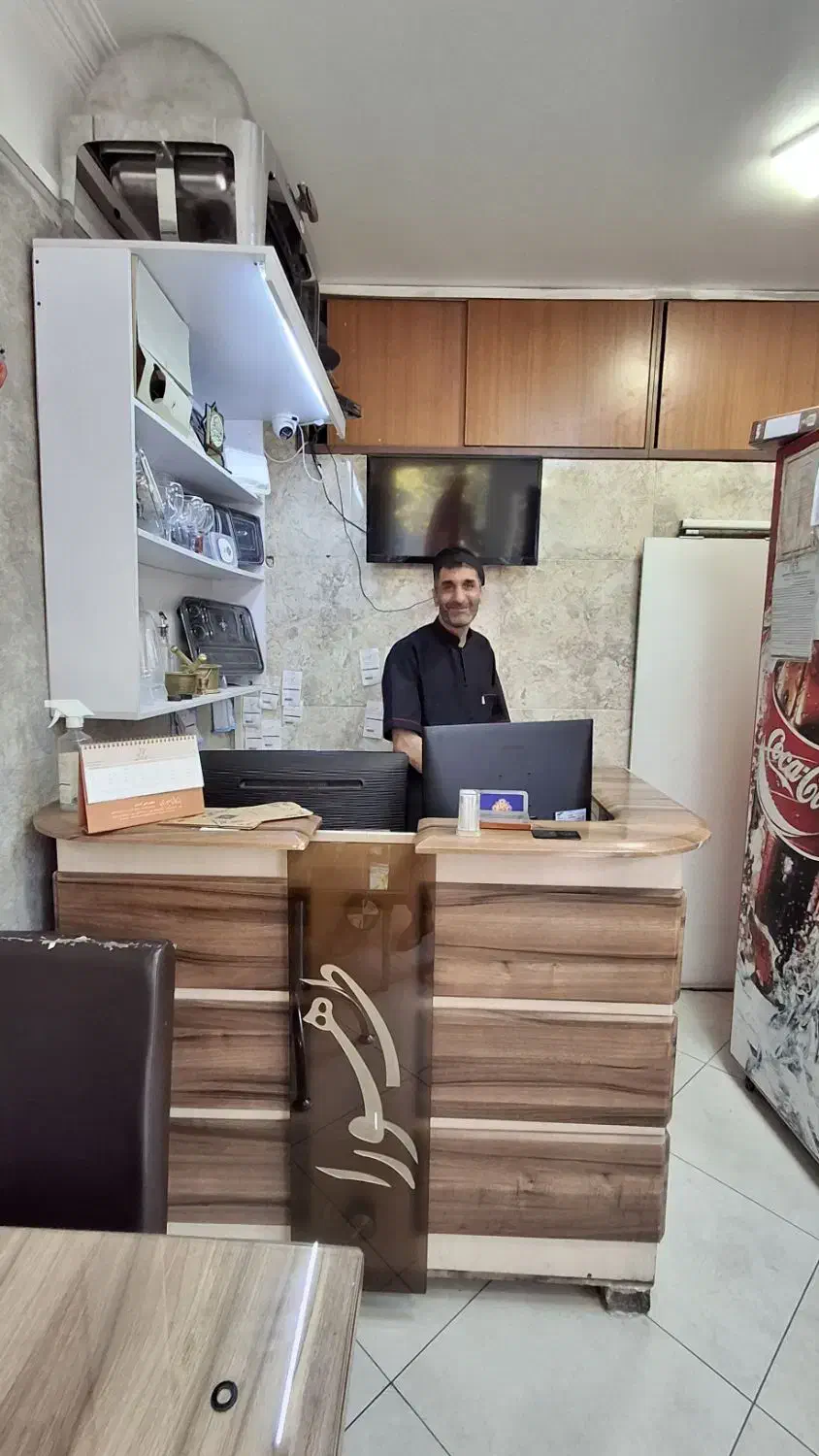 اجاره کترینگ معروف در شهران با 20سال سابقه بینظیر|اجارهٔ مغازه و غرفه|تهران, شهران شمالی|دیوار