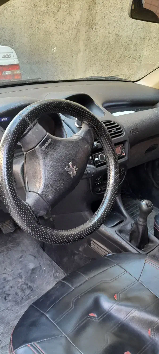 اس دی وی 8|خودرو سواری و وانت|اصفهان, شهرک کاوه|دیوار