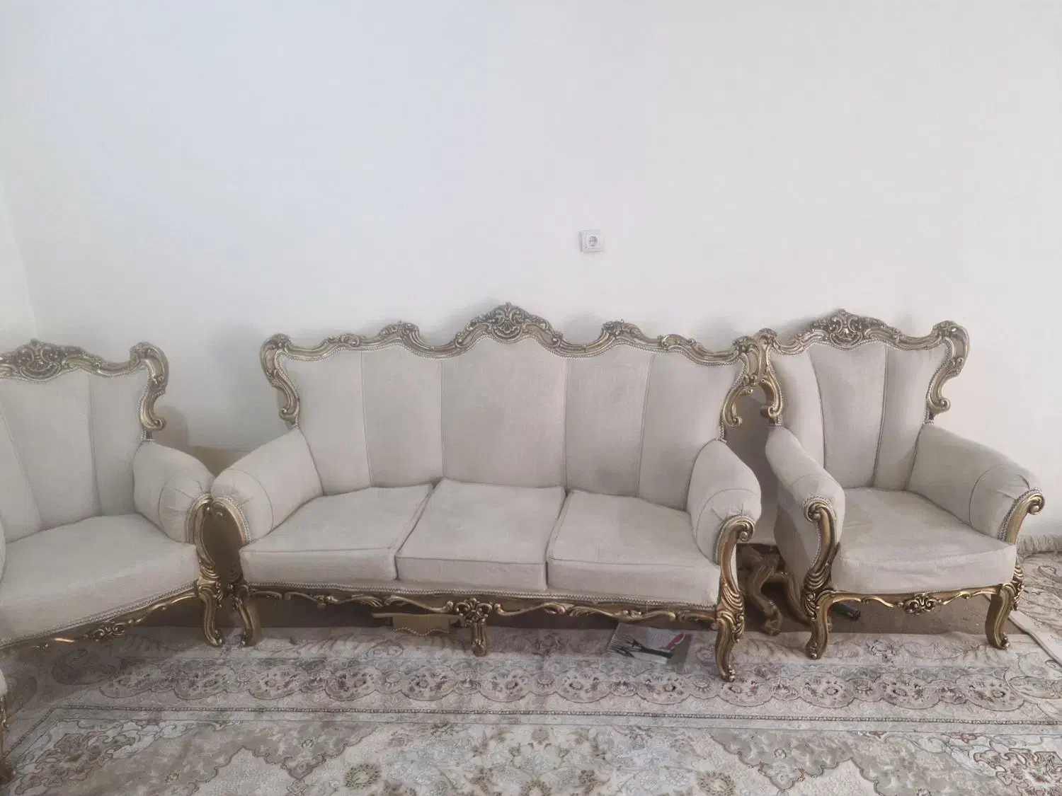 یک دست مبل7نفره سلطنتی|مبلمان خانگی و میز عسلی|ایذه, |دیوار