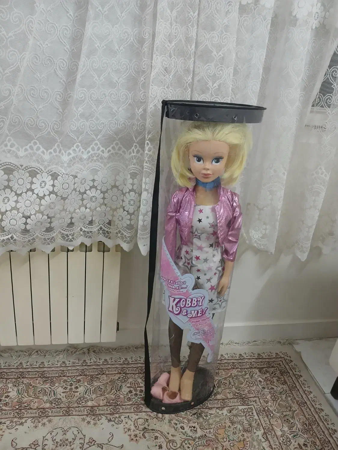 عروسک|اسباب‌بازی بچه|فردیس, فردیس|دیوار