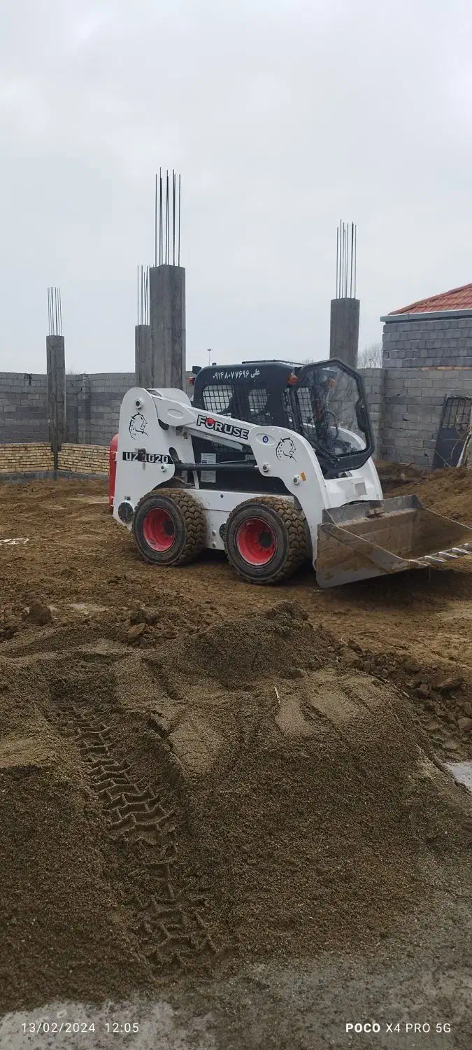 بابکت مینی لودر فویوز|خودرو سنگین|اندیشه, اندیشه فاز ۳|دیوار