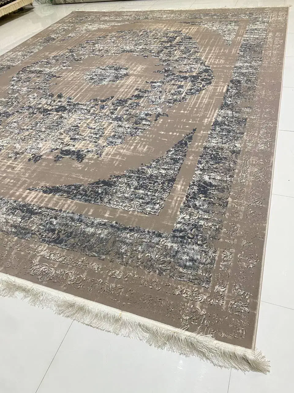 فرش ته انباری ۷۰۰ شانه ۱۲۰۰|فرش|آران و بیدگل, |دیوار