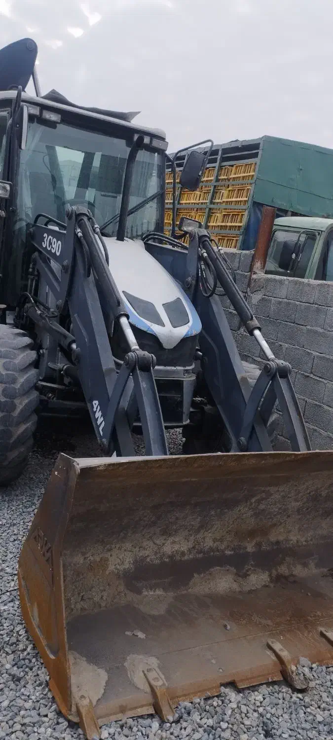 بیلبکهوارکا|خودرو سنگین|سنندج, |دیوار