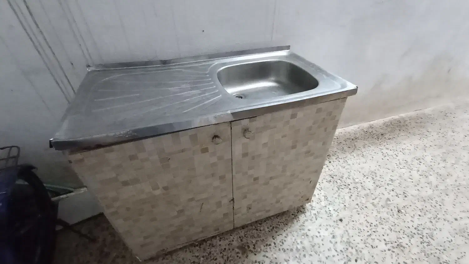 سینک با کابینت|مصالح و تجهیزات ساختمان|دزفول, |دیوار