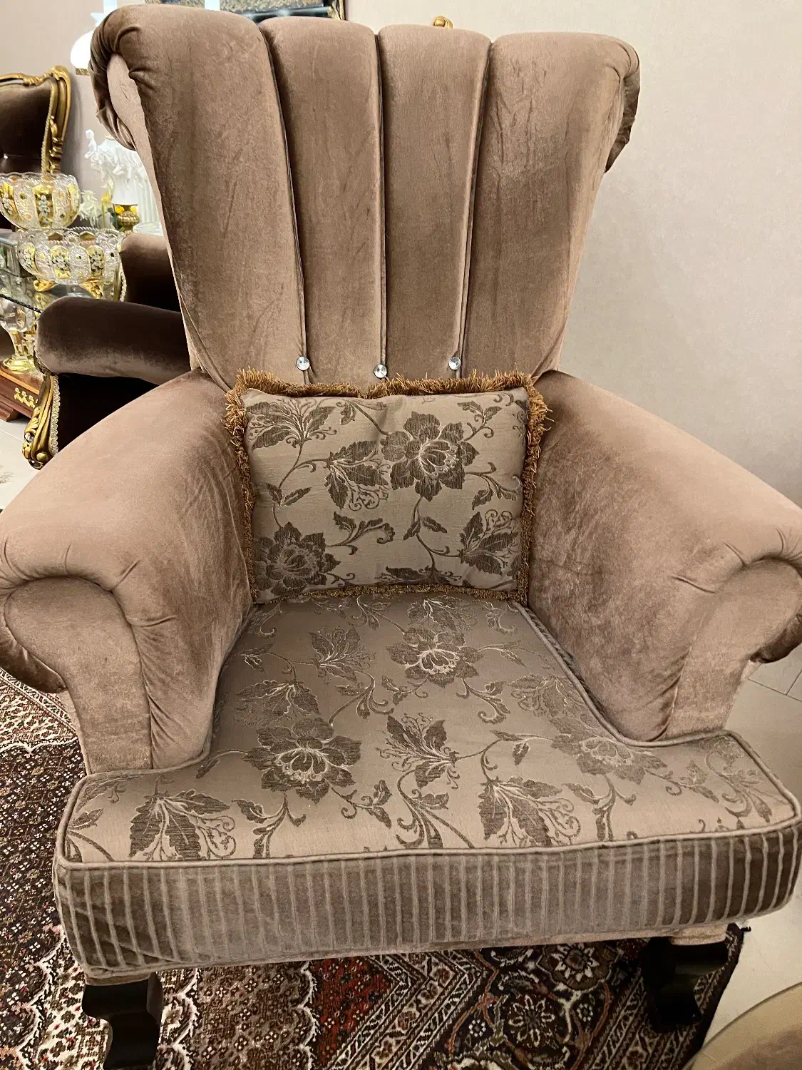 مبل راحتی نیم ست|مبلمان خانگی و میز عسلی|تبریز, |دیوار