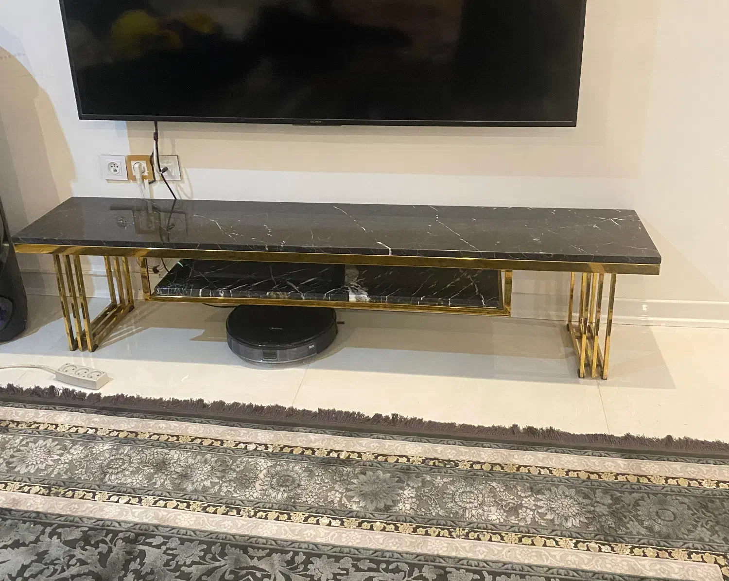 میز تی وی|میز تلویزیون|مشهد, چهارچشمه|دیوار