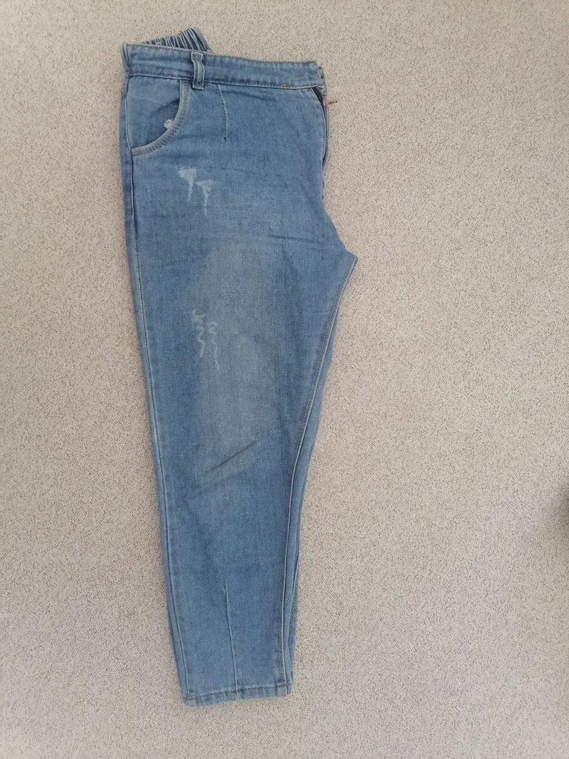 تعدادی لباس مانتو و شلوار و بلوز|لباس|شیراز, شهرک بزین|دیوار