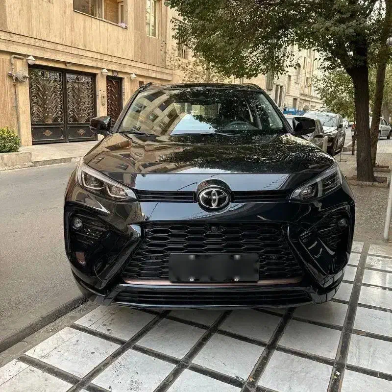 تویوتا وایلندر مشکی|خودرو سواری و وانت|یزد, |دیوار