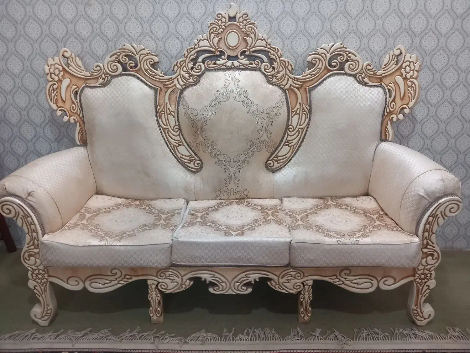 مبل ۷ نفره بدون عیب در حد نو با میز|مبلمان خانگی و میز عسلی|بابل, |دیوار