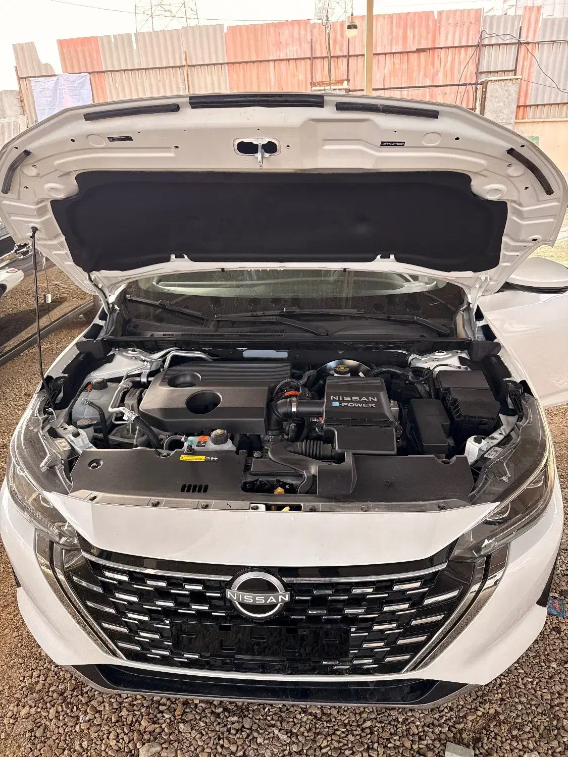 نیسان سیلفی e+power|خودرو سواری و وانت|شیراز, دانشگاه شیراز|دیوار