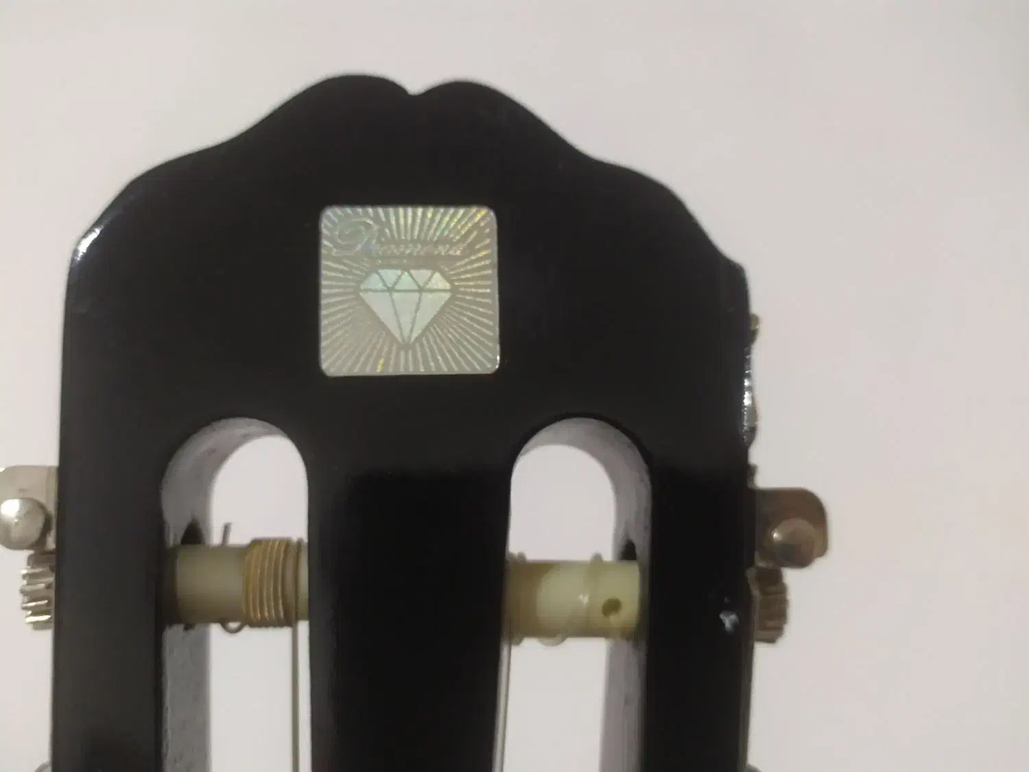 گیتار دیاموند|گیتار، بیس، امپلیفایر|مریوان, |دیوار