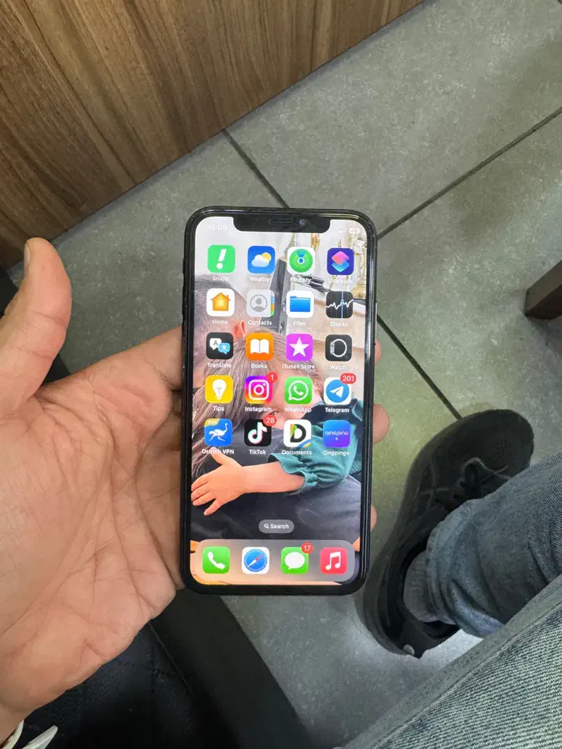 آیفون xs  بدون خط و خش ۶۴ گیگ|موبایل|تهران, شهرک هما|دیوار